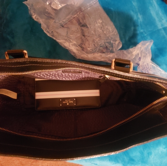 Katespade Purse ,wallet ,and bag charm - Picture 2 of 12